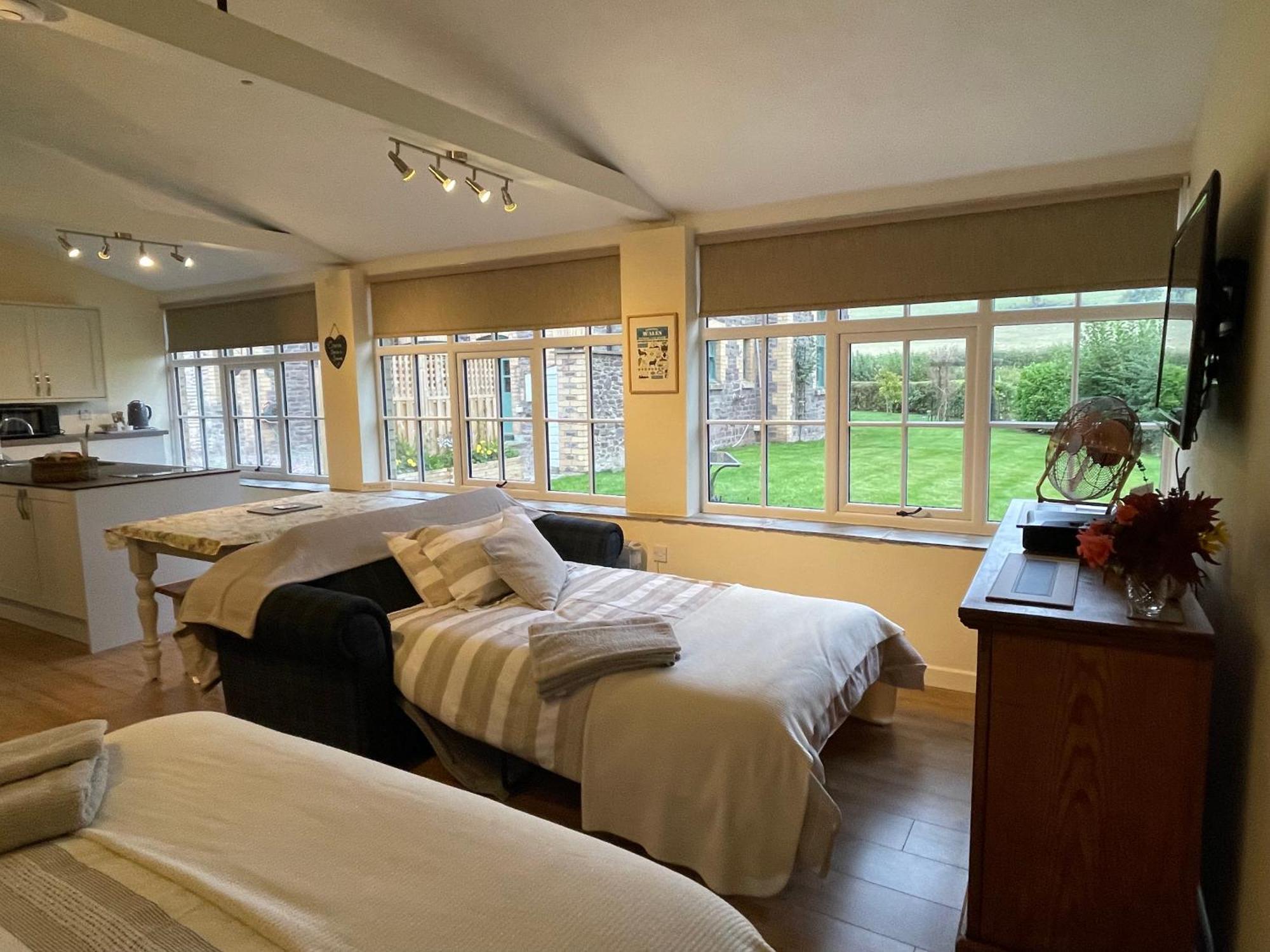 Tegfan Garden Suite Talgarth Exterior photo