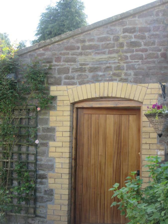 Tegfan Garden Suite Talgarth Exterior photo